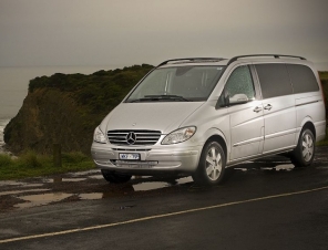 7 passenger minivan for private tours in Melbourne 3
